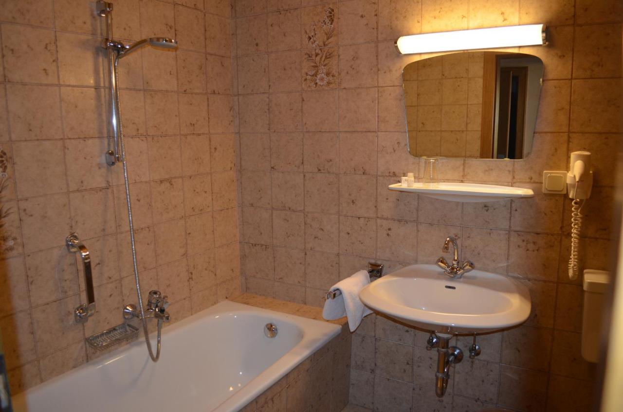 Gasthof Alte Tanne هوف باي سالزبورج المظهر الخارجي الصورة